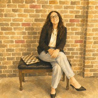 Baileigh La Rue, founder of Golden Hive Gatherings